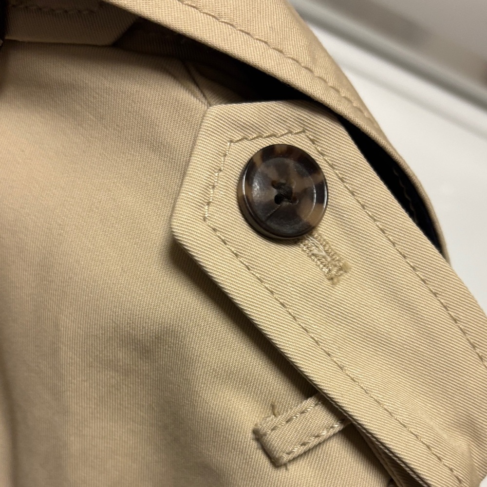 Banana Republic Trench Coat XS Brand New!